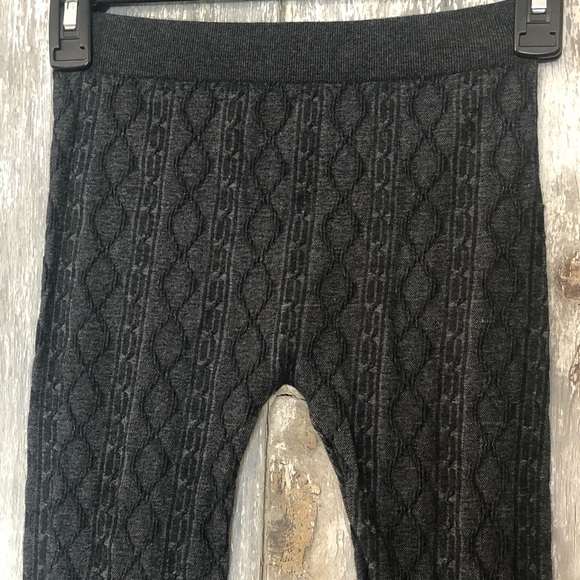 Woven leggings - Picture 2 of 4